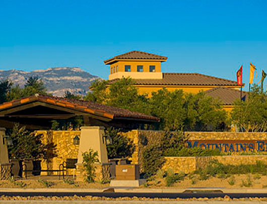 Mountains Edge